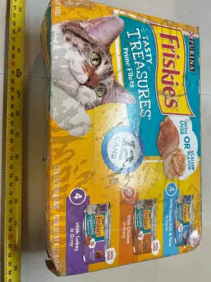 12 cans of friskies