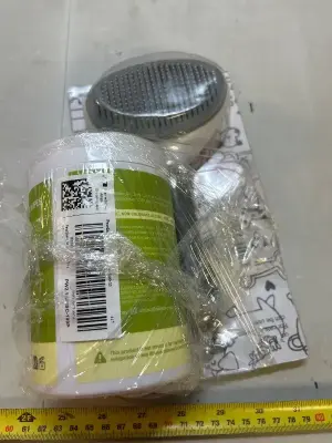 cat brush and dental finger wipes