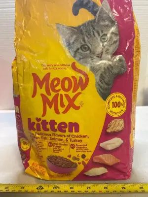 2 meow mix kitten 2027