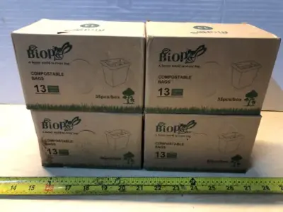 4 boxes 13 gallon compostable bags