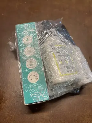 bundle of poo-pourri