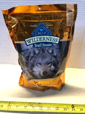 24oz blue wilderness dog treats exp:4/20/26