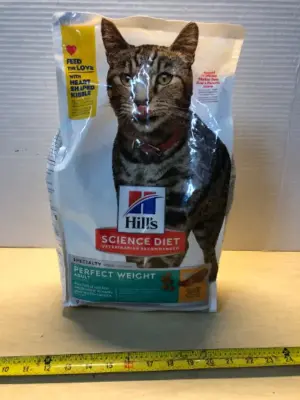 7lb science diet cat food exp:12/26