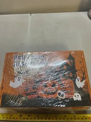 2 boxes of halloween bath bombs