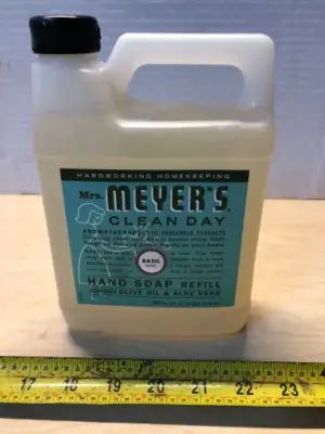 33oz mrs Meyers clean day hand soap