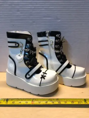 2 pairs white boots 8.5-9 (39)