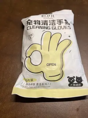 cleaning gloves