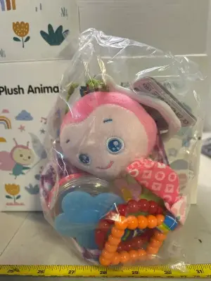 2 plush rattles for babys