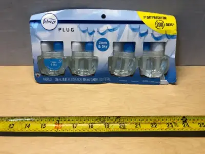 Febreze plug refills 4 refills