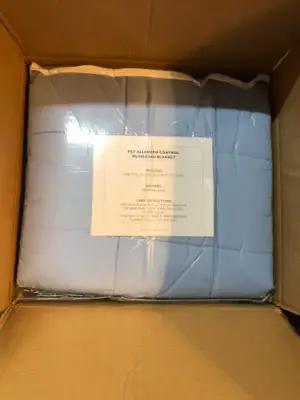 Light blue full/Queen blanket