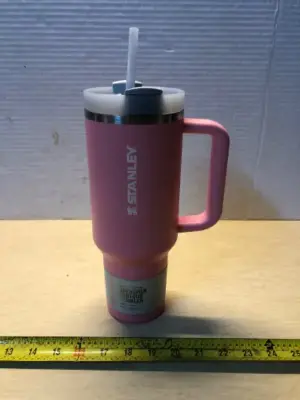 40oz pink Stanley