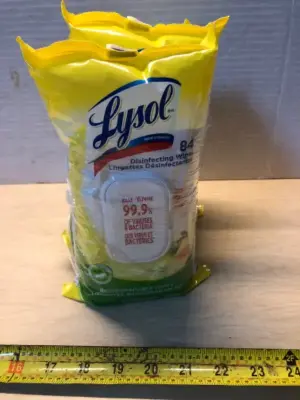 4 packs Lysol wipes