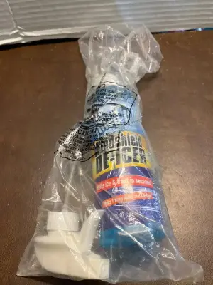 windshield de-icer
