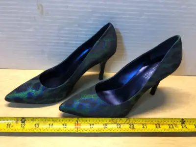Nine West 7.5M heels