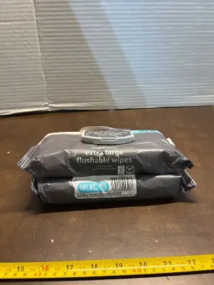 2ct flushable wipes