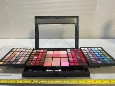 make up kit