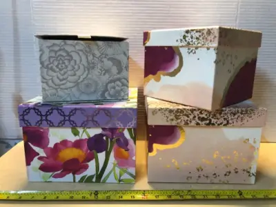 4 boxes various sizes