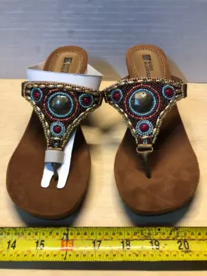 White mountain size 8M wedge heels
