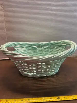 weaved basket