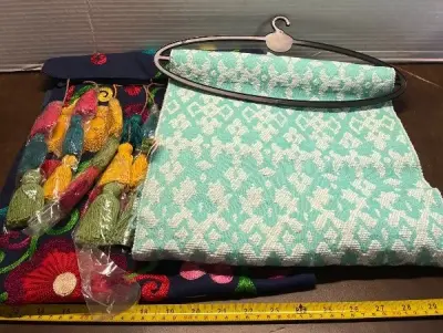 2ct table runners