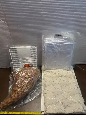table runner , towel, center piece, 3ct 5gal strainer bags