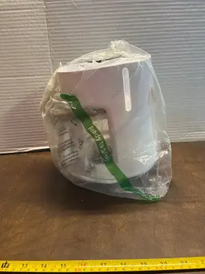coffee pot (no top)