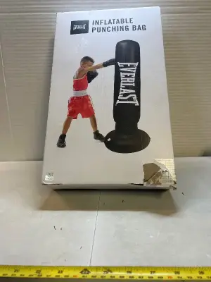 Everlast children's inflatable punching bag