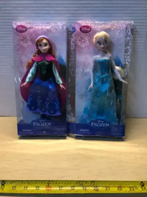 2pc Anna and Elsa Disney frozen dolls