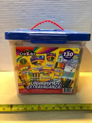 Ultimate Art extravaganza over 130pc set Cra-z-art