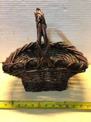 Wicker basket