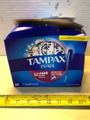 2 boxes 32 tampons tampax pearl