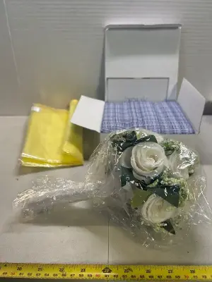 farm house pillow covers, mesh bags , faux flowers