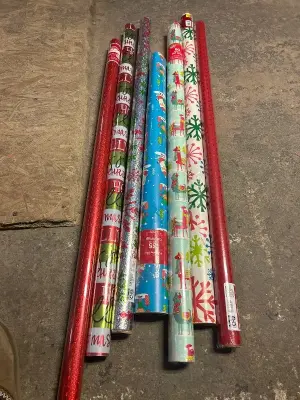 7 rolls of wrapping paper
