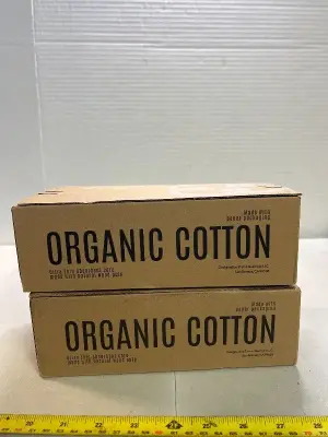 2 boxes of organic cotton pads