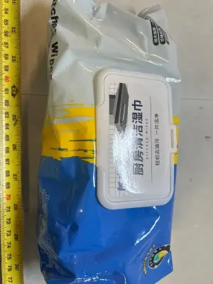 pack of kitchen wipes