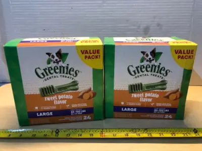 2 boxes 36oz greenies dental treats exp:12/25/29