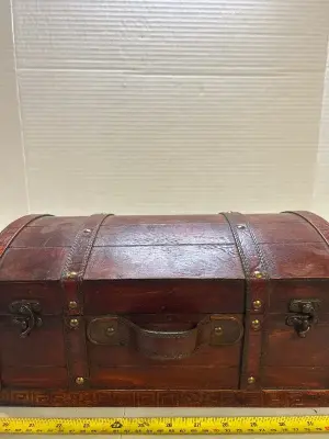 devorative wooden case