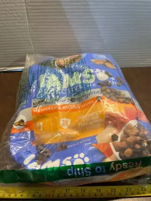 iams cat food ( opened)