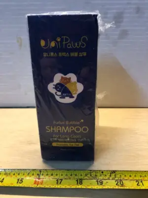 Shampoo and conditioner for dogs with long coats