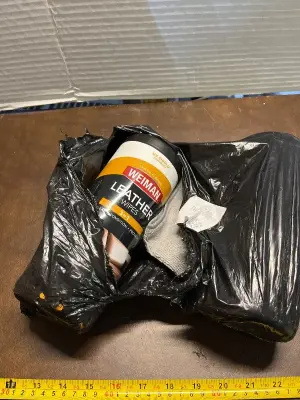 2pk leather wipes