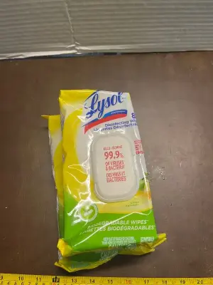 2ct lysol wipes