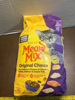 meow mix 6.3lb exp 05/26