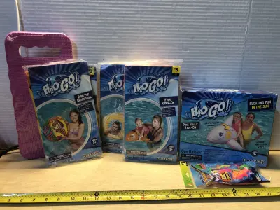 Lot of pool inflatables