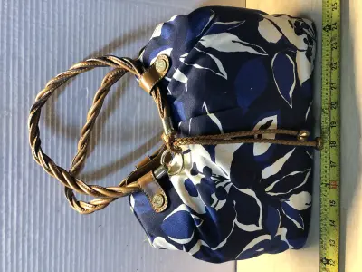 Blue floral purse