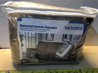 Waterproof recliner slipcovers