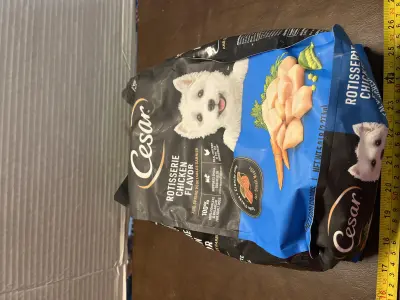 cesar dog food exp05/26