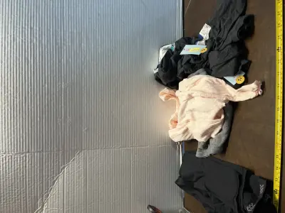 leggings & M shirts