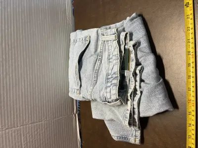 size 14 jeans (has rip)