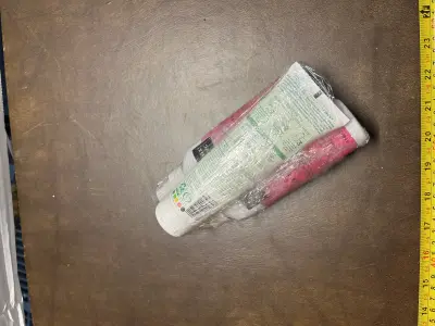 2ct face mask & sunscreen