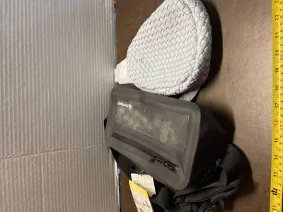2ct bags ( one missing strap)